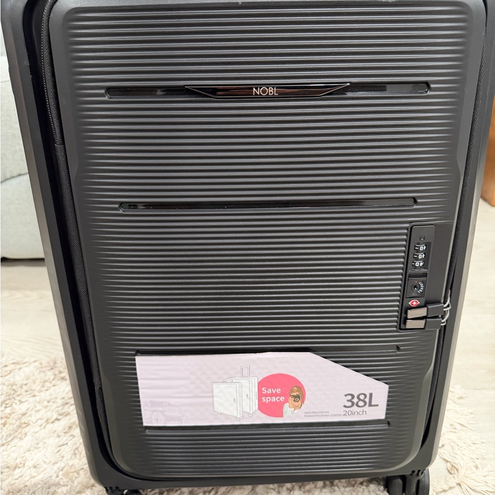 🔥🔥 Nobl Collapaible Carry On Spinner Luggage ! 🔥🔥